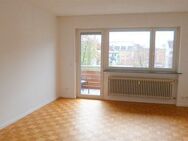 Renovierte, helle 3 Z Wohnung mit neuer EBK und zwei Balkone - Kitzingen