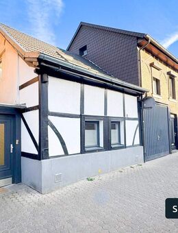 Charmantes, saniertes Fachwerkhaus mit Süd-Ost-Garten in familienfreundlicher Lage von Erftstadt - Erftstadt
