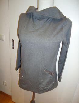 Kapuzenkleid mit Taschen - Gr. M - Freilassing