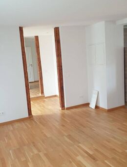 2,5 Zimmer mit Einbauküche und großem Balkon - Werdervorstadt - Schwerin