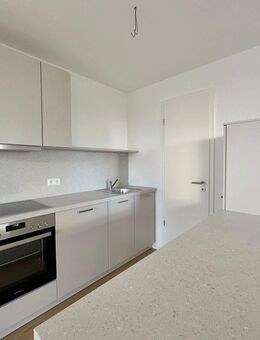 Erstbezug 3-Zimmer-Wohnung mit Terrasse - Sindelfingen