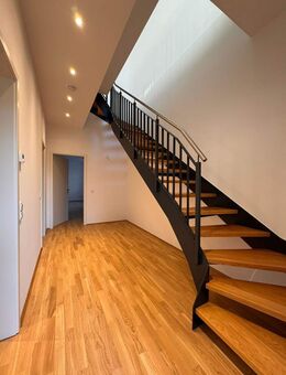 *** Direkt am Clarapark * 3 Zimmer * Maisonette * Terrasse * Parkblick * TG *02/26 *** - Leipzig