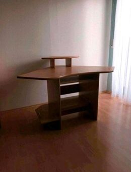 Eckschreibtisch/PC Tisch - Burgpreppach