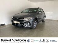 VW T-Roc, 1.5 l TSI R-Line OPF P S), Jahr 2022 - Schmallenberg