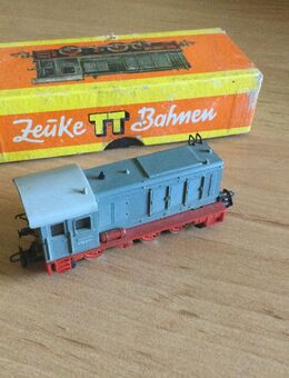 Lok V36 grau TT Zeuke Bahnen 89,00 € + 7,99 € Versand Deutschland - Klötze
