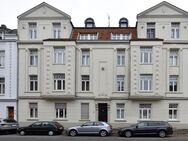 Luxussanierte Altbauwohnung mit Balkon und Einbauküche in Neuehrenfeld - Köln