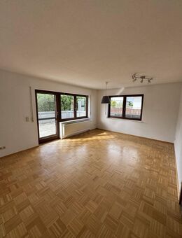 2,5-Zimmer-Erdgeschosswohnung mit Einbauküche in Bodelshausen - Bodelshausen