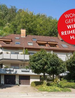 Bestlage mit Traumausblick 6,5-Zimmer-Maisonette-Wohnung mit 2 Balkonen, Garage und Stellplatz in 79183 Waldkirch - Waldkirch