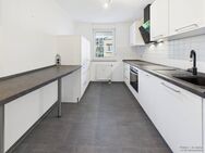 Moderne Wohnung mit hochwertiger EBK und Südbalkon - Nürnberg