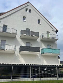 2 Zimmer-Wohnung mit Balkon und Stellplatz. In Der Sidonienstraße 7a. - Werdau