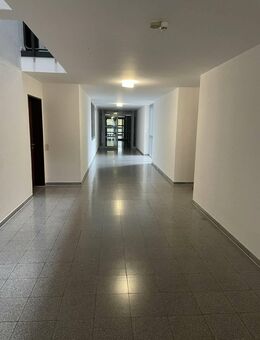 Komfortables 1,5-Zimmer-Appartement mit Tiefgaragenstellplatz - ideal für Singles und Senioren! - Dresden