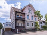 Elegante Altbau-Stadtvilla mit 3 Wohnungen / Praxis. 125 Jahre erstklassig! - Achern