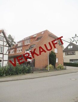 Gepflegte lichtdurchflutete 1 Zi. Whng. mit Balkon + ausgeb. Spitzboden und Carport - Bassum