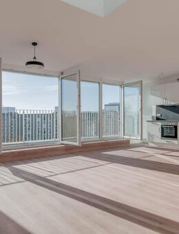 2 großzügige TERRASSEN, AUFZUG und BLICK über Berlin - 2-Zimmer-Wohnung - Berlin