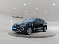 VW T-Roc, 1.5 TSI Style FLA Massage ParkAss, Jahr 2023 - Wolfhagen