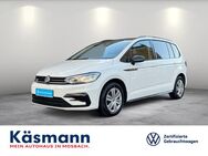 VW Touran, 2.0 TDI Highline, Jahr 2023 - Mosbach