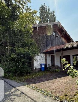 sanierungsbedürfiges Mehrfamilienhaus in Schwindegg - Schwindegg