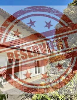 Klassisches Wohnhaus mit Charakter - zentrale Doppelhaushälfte mit sonniger Wohnlage und direkter Nachbarschaft zum Kurpark - Bad Pyrmont