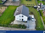 "Modernes Niedrigenergiehaus: Zeitgemäßer Wohnkomfort mit nachhaltiger Energieeffizienz" KfW 40+ - Hoyerswerda Zentrum