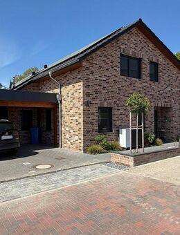 Wohlfühloase für Familien - Stilvolles Einfamilienhaus mit Garten & Carport in Verden - Verden (Aller)