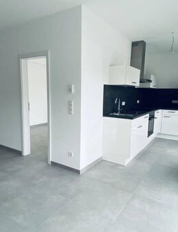 Erstbezug! Moderne 2-Zimmer-Wohnung mit Terrasse, Garten & optionalem Stellplatz in Tawern - Tawern