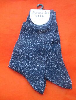 NEU mit ETIKETT * Ausgefallen * Disco * Abend * Ausgeh * Anlass * Lurex- Silber * Glitzer * Metallic * Glamour Look * Damen * Socken * Socks * Legs * Strümpfe "Accessorize" Schuh- Gr. 36- 42 * One Size * schwarz * silber * - Riedlingen Zentrum