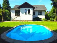 Großes Einfamilienhaus mit wunderschönem Grundstück: 270 m² Wohnfläche, Garten, Pool & Doppelgarage - Leipzig
