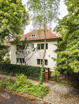 Rarität unweit des Griebnitzsees - Einfamilienhaus aus den 1930er Jahren in der Villenkolonie Neubabelsberg - Potsdam