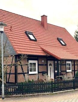 Einfamilienhaus mit Garage in ruhiger Stadtrandlage - Stendal (Hansestadt)
