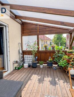 Zentrumsnah wohnen, großzügige Wohnung mit Balkon! - Ballenstedt