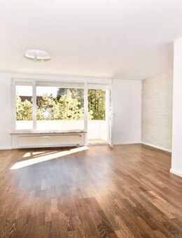 Lichtdurchflutete, frisch sanierte 4-Zi.-Wohnung - bezugsfrei und ideal zur Eigennutzung in Obergiesing-Fasangarten! - München