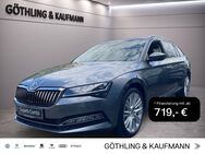 Skoda Superb, 2.0 TDI Combi Style, Jahr 2022 - Hofheim (Taunus)