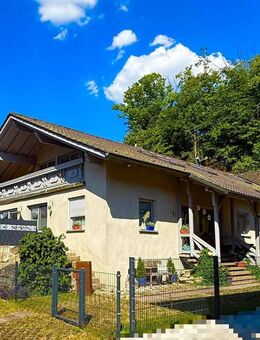 Großfamilien und Investoren aufgepasst!!! Traumhaus in Bestlage mit Einliegerwohnung & Lagerhalle - Wilhelmsthal