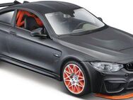 Maisto® Sammlerauto 1:24 BMW M4 GTS, mattschwarz, Maßstab 1:24