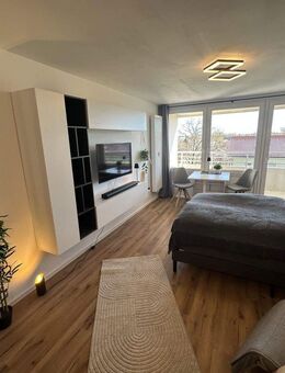 All incl.: möblierte Wohnung mit Balkon und direkter ÖPNV-Anbindung - Planegg