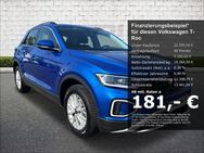 VW T-Roc, 1.0 TSI Life digitales, Jahr 2022 - Bernau (Berlin)