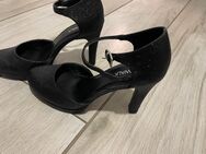 Schwarze High heels - Kümmersbruck