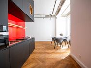 Idylle im Hofgarten: Studio-Apartment mit Design-Kubus und Balkon - Berlin