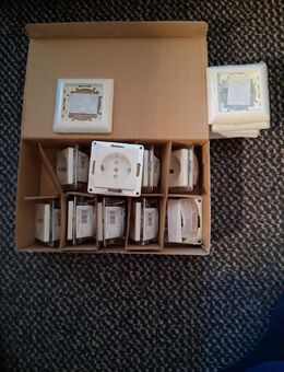 20 x Steckdose Unterputz Gunsan Visage weiß - Kiel