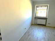 Moderne 4-Zimmer-Wohnung mit Balkon in ruhiger Lage in Amberg - Amberg