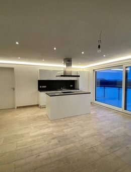 Obernburg - 3-Zimmer Dachgeschosswohnung inkl. EBK ! - Obernburg (Main)