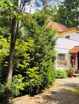 Einfamilienhaus mit Erweiterungspotential - ruhig gelegen in Berlin Kaulsdorf! - Berlin