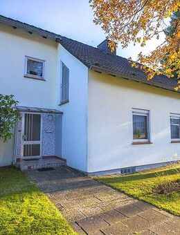 Familienfreundliche Doppelhaushälfte mit großem Grundstück und atemberaubendem Weitblick - Wuppertal