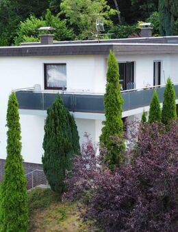 35444 Biebertal-Fellingshausen Wohnhaus mit Einliegerwohnung und außergewöhnlichem Fernblick - Biebertal