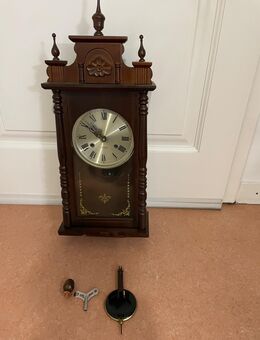 Wanduhr aus Holz - Fulda