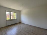 Top teilsanierte 3-Zimmer-Wohnung mit Wanne in Wilhelmshaven City zu sofort! - Wilhelmshaven