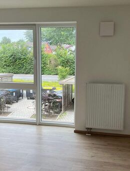 Moderne 2-Zimmer-Wohnung mit Balkon in Flensburg - Flensburg