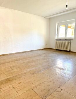 +++HAUS ZUR MIETE MIT VIEL PLATZ AUF 3-ETAGEN + DACHTERRASSE IN WEIHERHOF +++ - Zirndorf