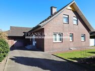 Einfamilienhaus mit Einliegerwohnung, Vollkeller und Garage in Bimöhlen - Bimöhlen
