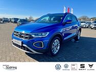 VW T-Roc, 1.5 TSI Life, Jahr 2024 - Nienburg (Weser)